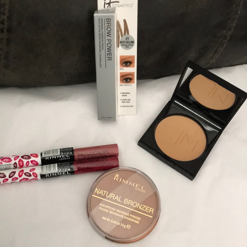 Make up bundle